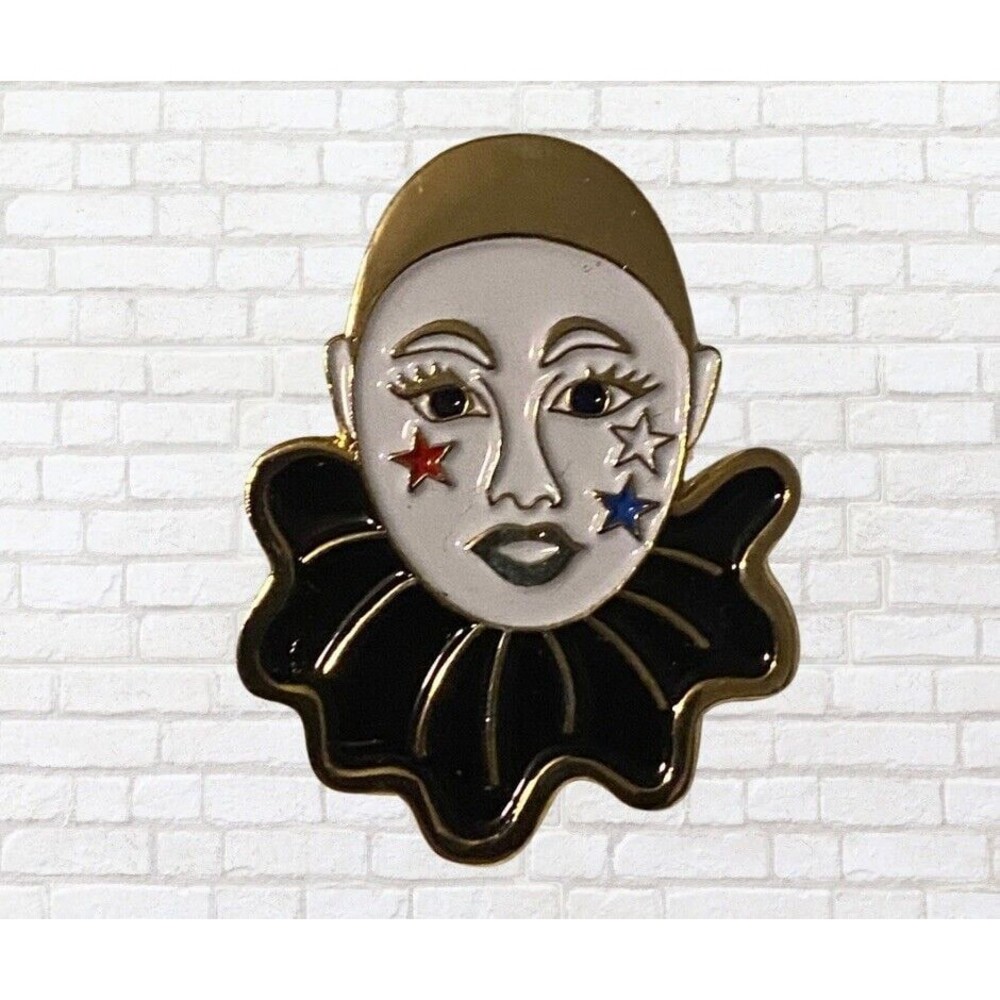 Gold Tone White, Blue & Red Enamel PIERROT CLOWN Head w/ Ruffle Tack Pin